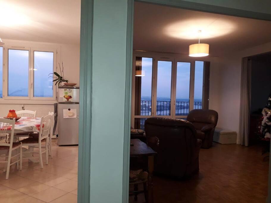 Ferienwohnung T4/5 Avec Vue Sur Les Alpes A 5 Minutes De Lyon La Mulatiere Exterior foto